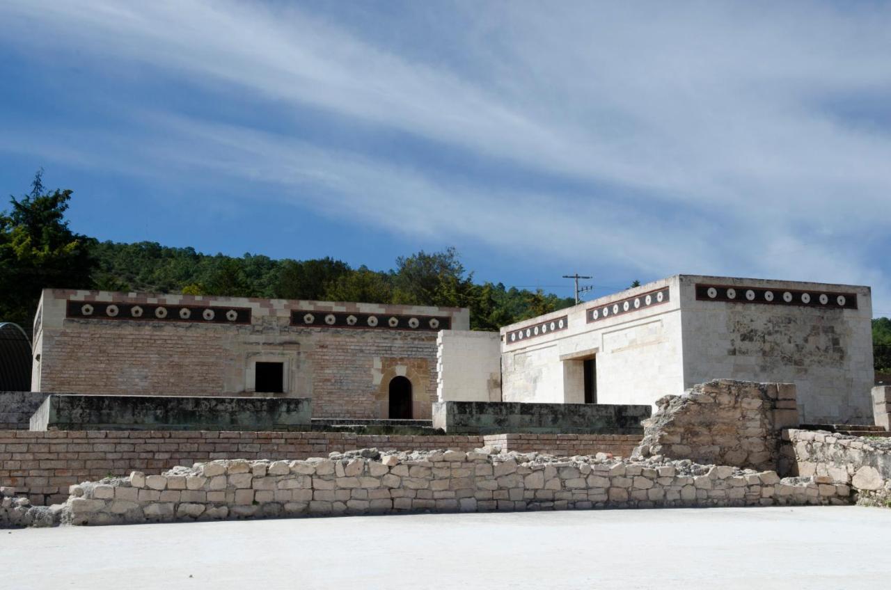 Hotel Casa Franco San Pedro y San Pablo Teposcolula Exteriör bild
