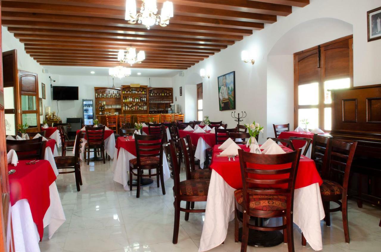 Hotel Casa Franco San Pedro y San Pablo Teposcolula Exteriör bild